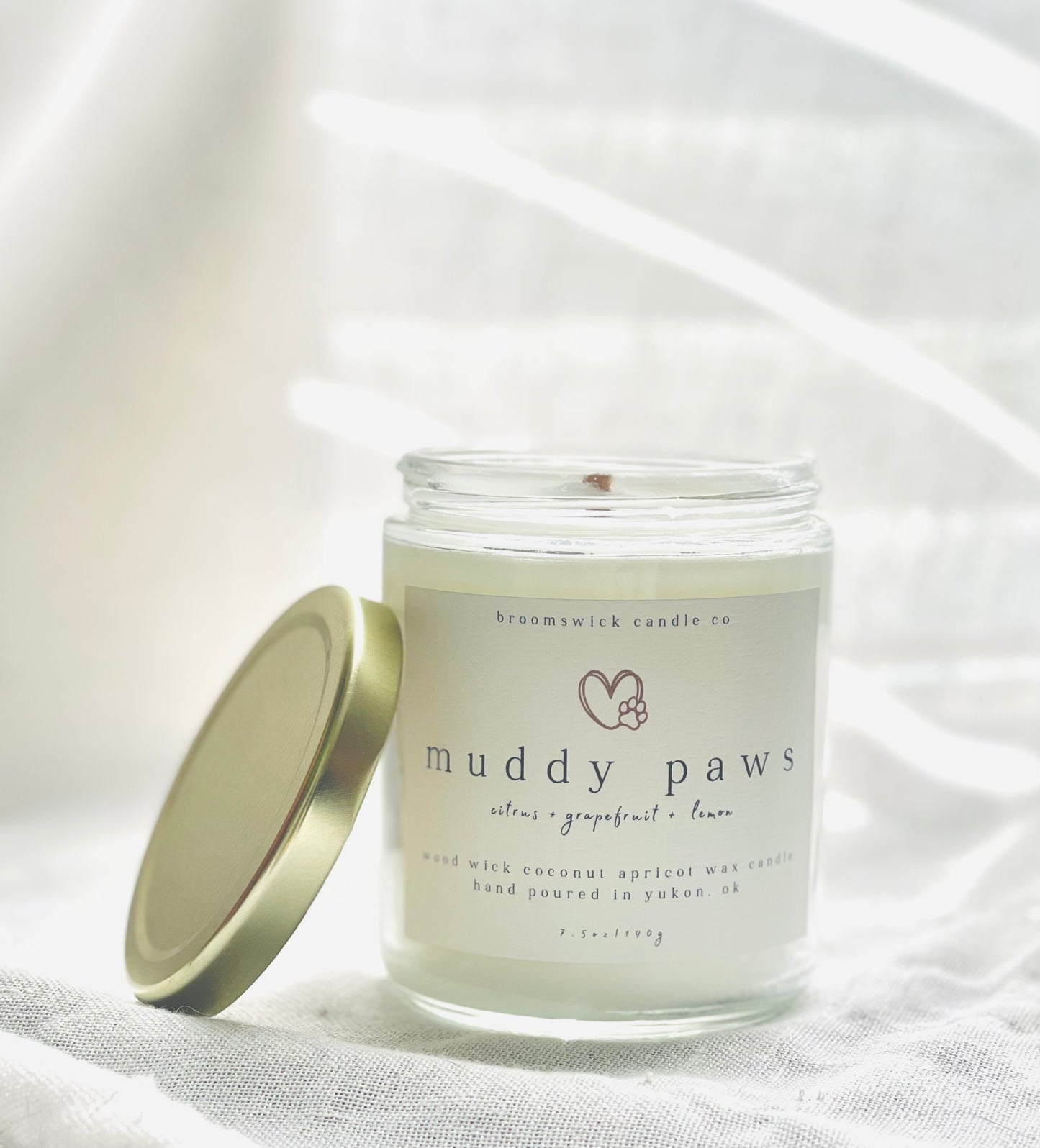 Muddy Paws Odor Eliminating Wood Wick Candle